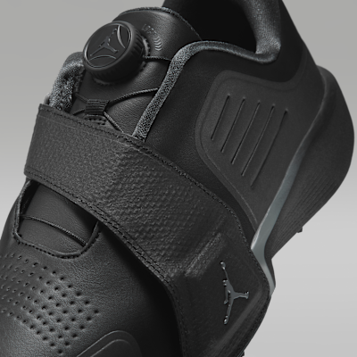 Nike.comにおけるジョーダン エア レブ ゴルフシューズに関するレビュー